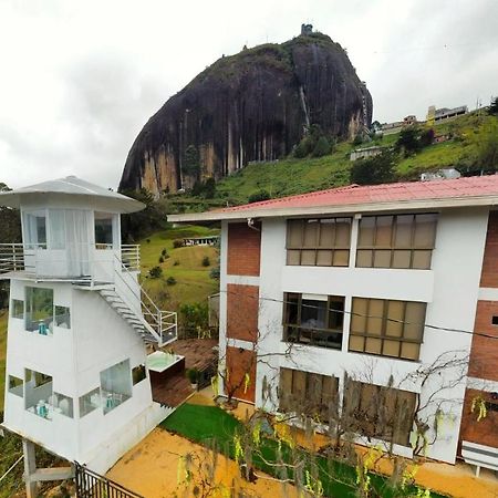 Hotel Bahia del Faro Guatapé Exterior foto
