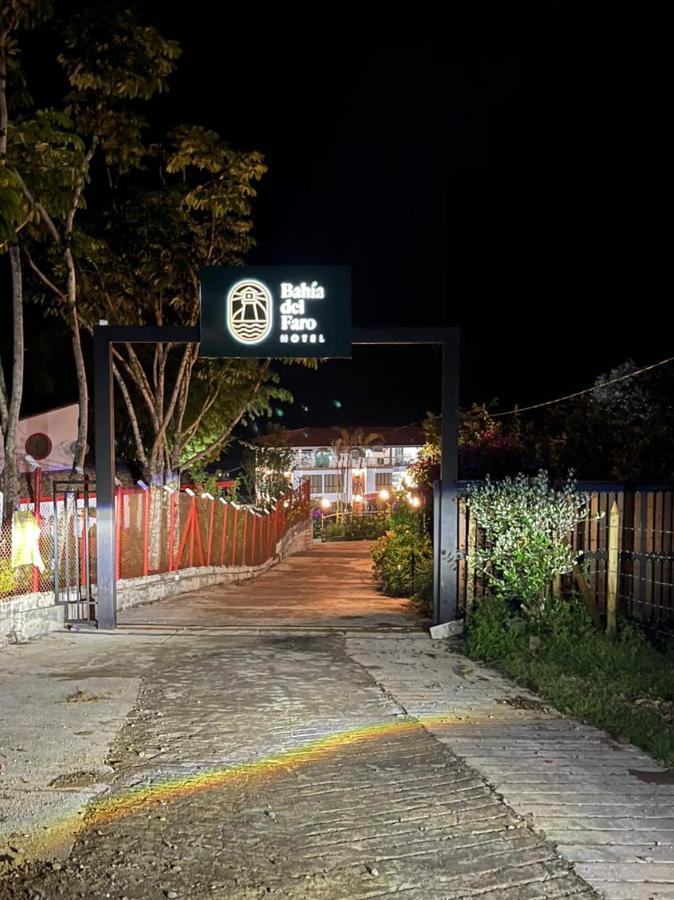 Hotel Bahia del Faro Guatapé Exterior foto