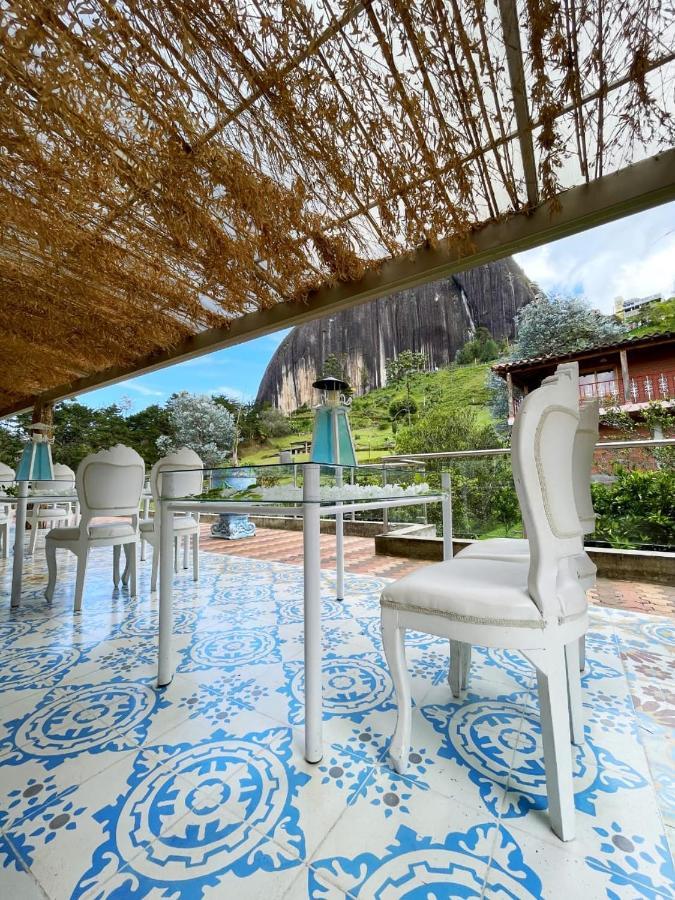Hotel Bahia del Faro Guatapé Exterior foto